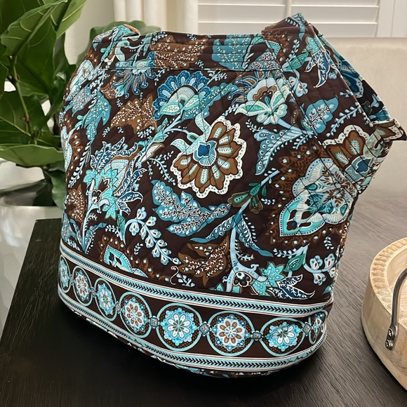 LIKE NEW Vera Bradley Retired Java Blue SHOULDER BAG - Picture 4 of 13